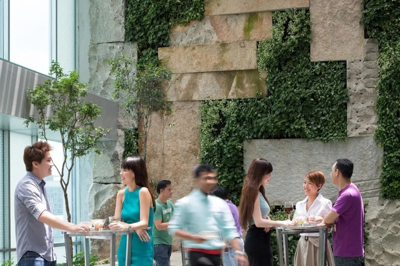 JEN Singapore Orchardgateway by Shangri-La — rooms and atmosphere