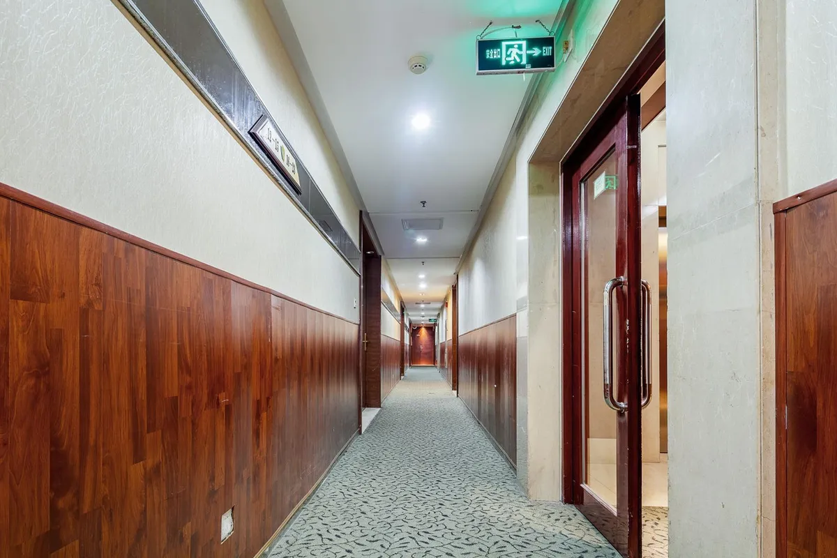 Jiajia International Apartment Hotel Guangzhou — rooms and atmosphere