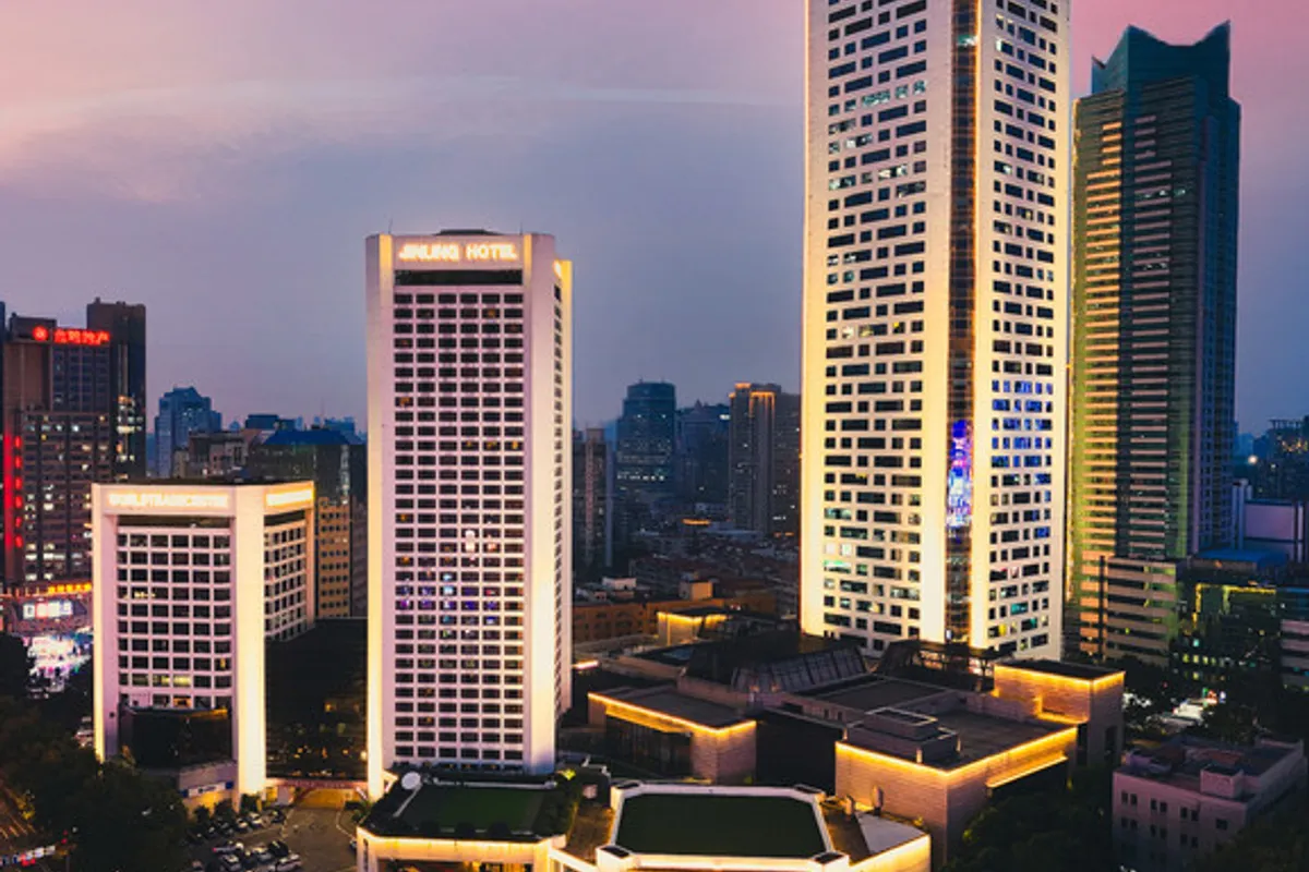 Jinling Hotel Nanjing — rooms and atmosphere