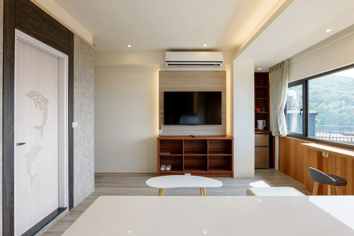 Jiufen Seaside Homestay — rooms and atmosphere