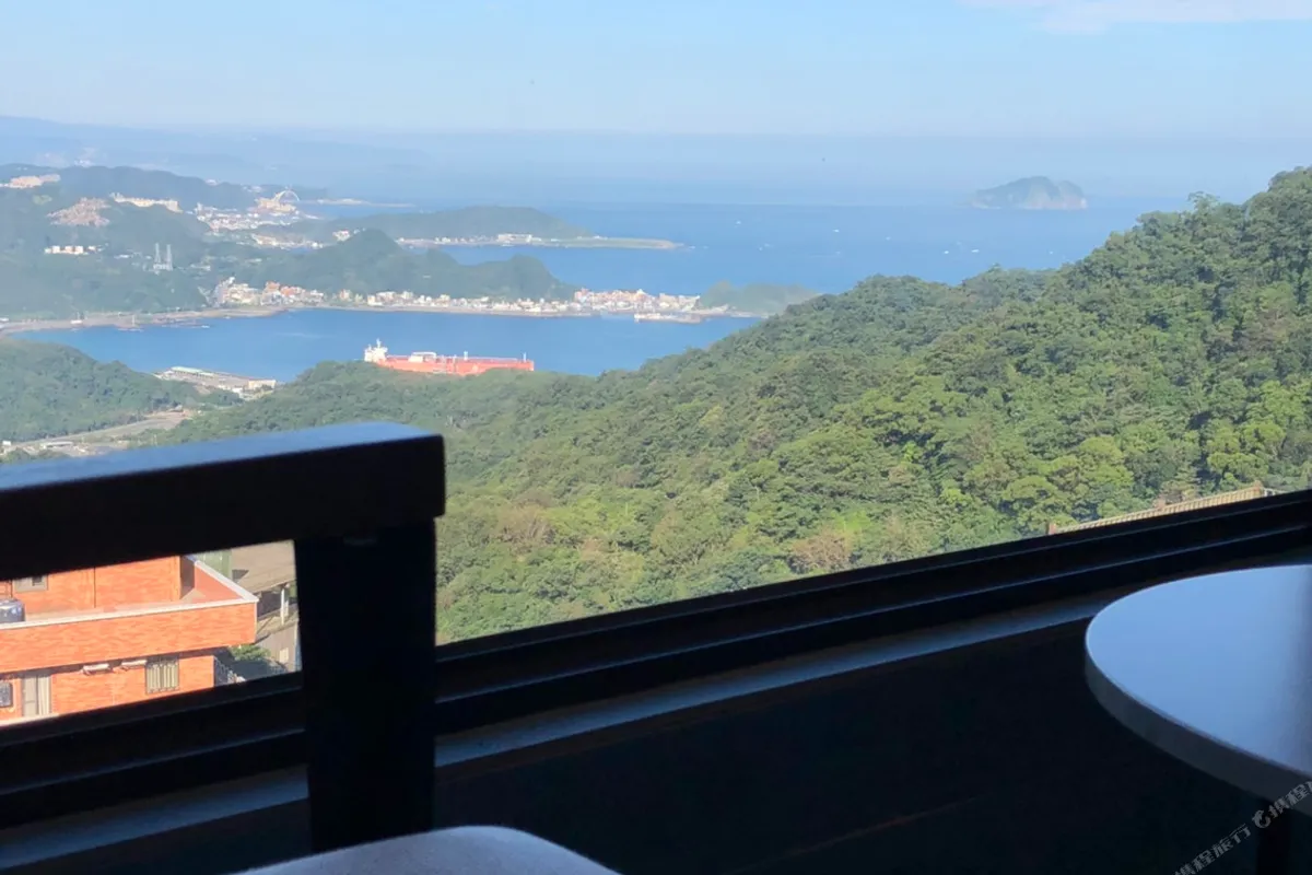 Jiufen Sunshine B&B — ภาพห้องพักและบรรยากาศ