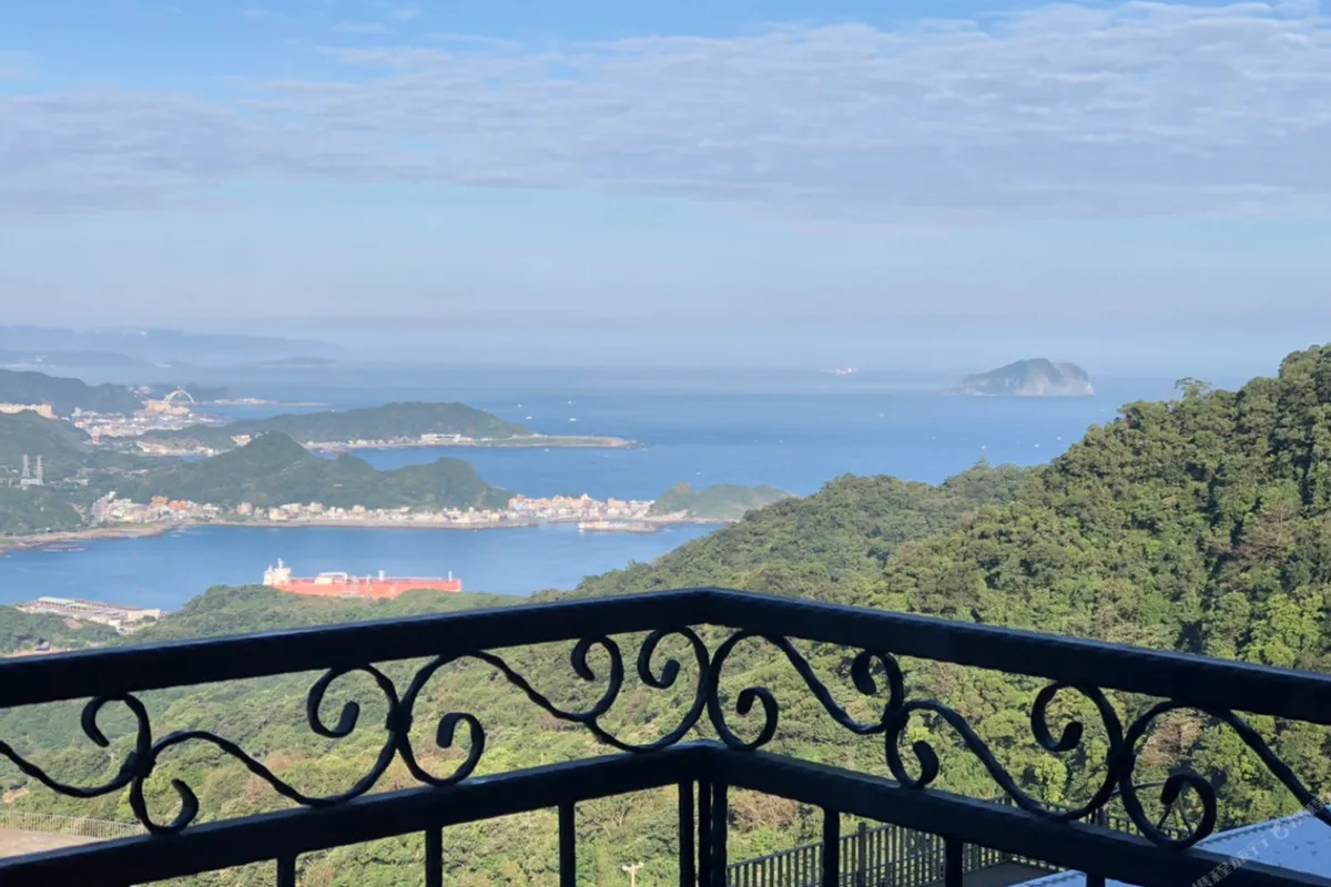 Jiufen Sunshine B&B — ภาพห้องพักและบรรยากาศ