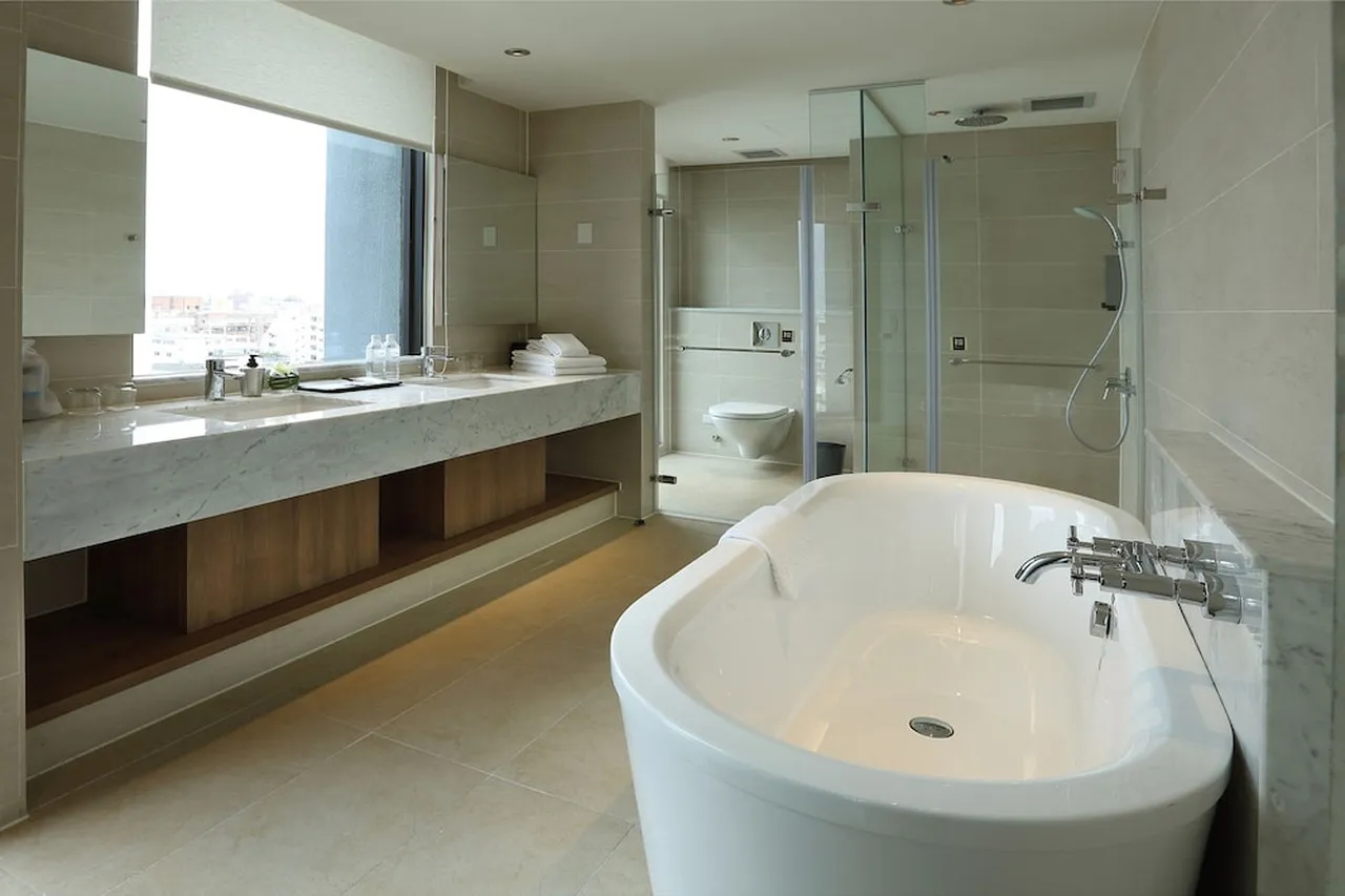 Just Sleep Hualien Zhongzheng — rooms and atmosphere