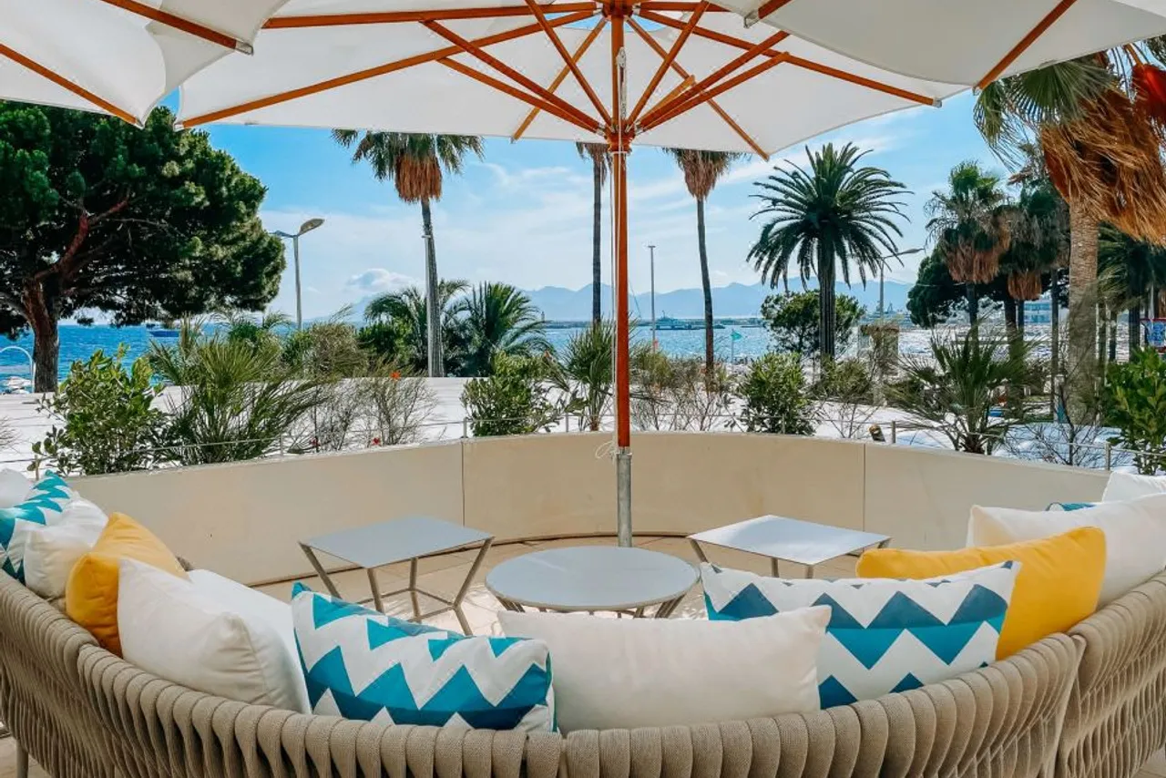 JW Marriott Cannes — rooms and atmosphere