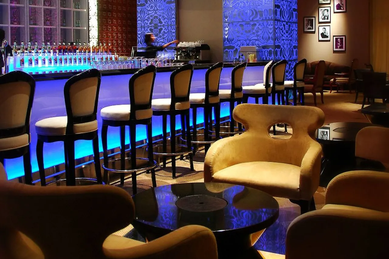 JW Marriott Hotel Jakarta — rooms and atmosphere