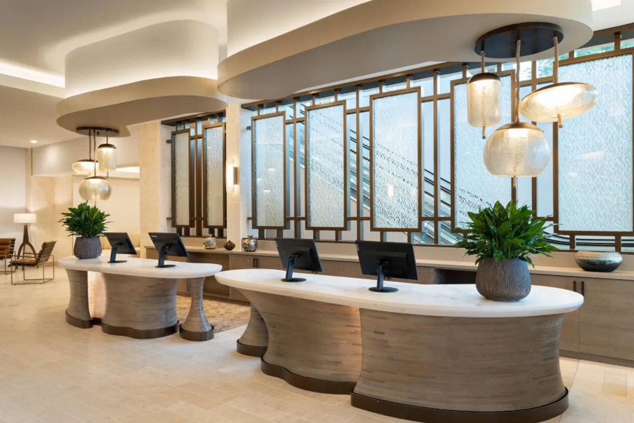 JW Marriott Orlando Bonnet Creek Resort & Spa — rooms and atmosphere