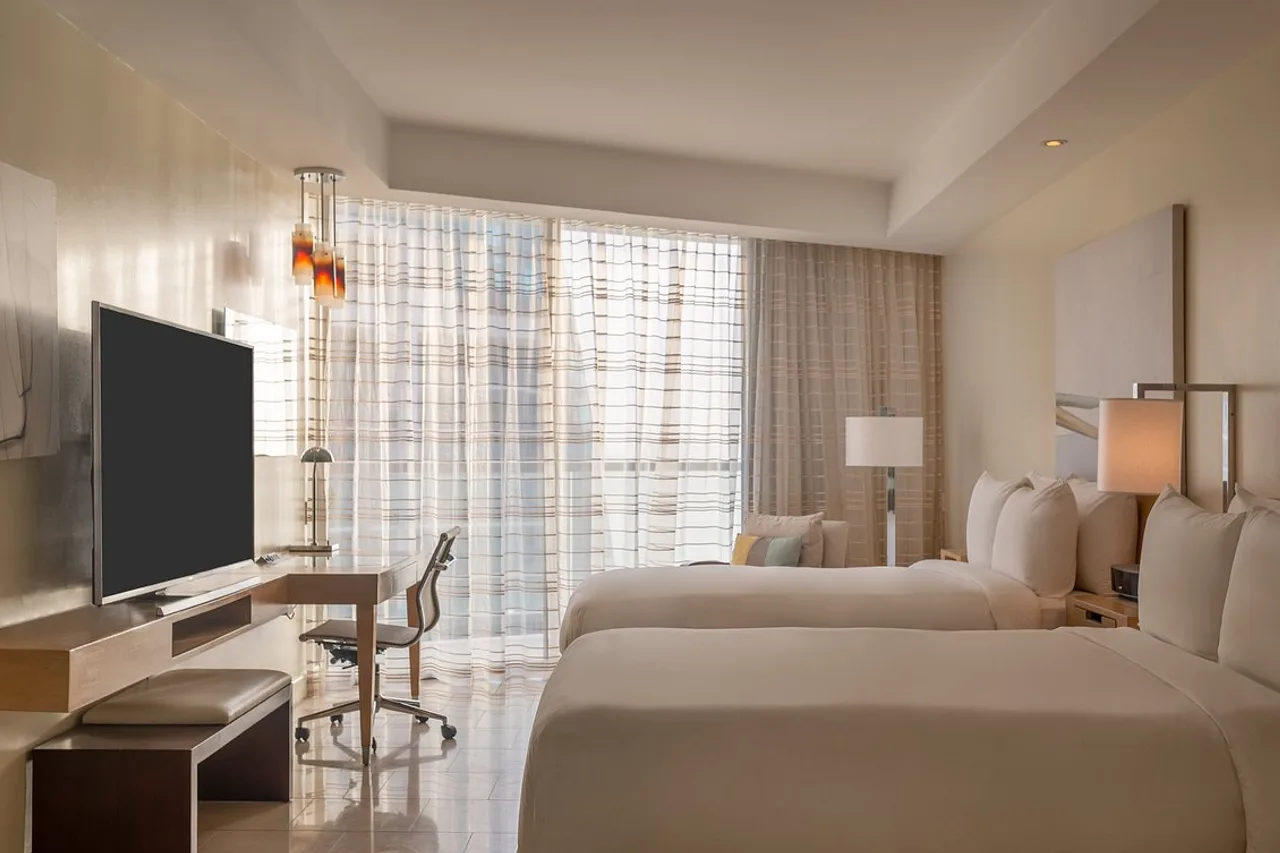 JW Marriott Panama — rooms and atmosphere