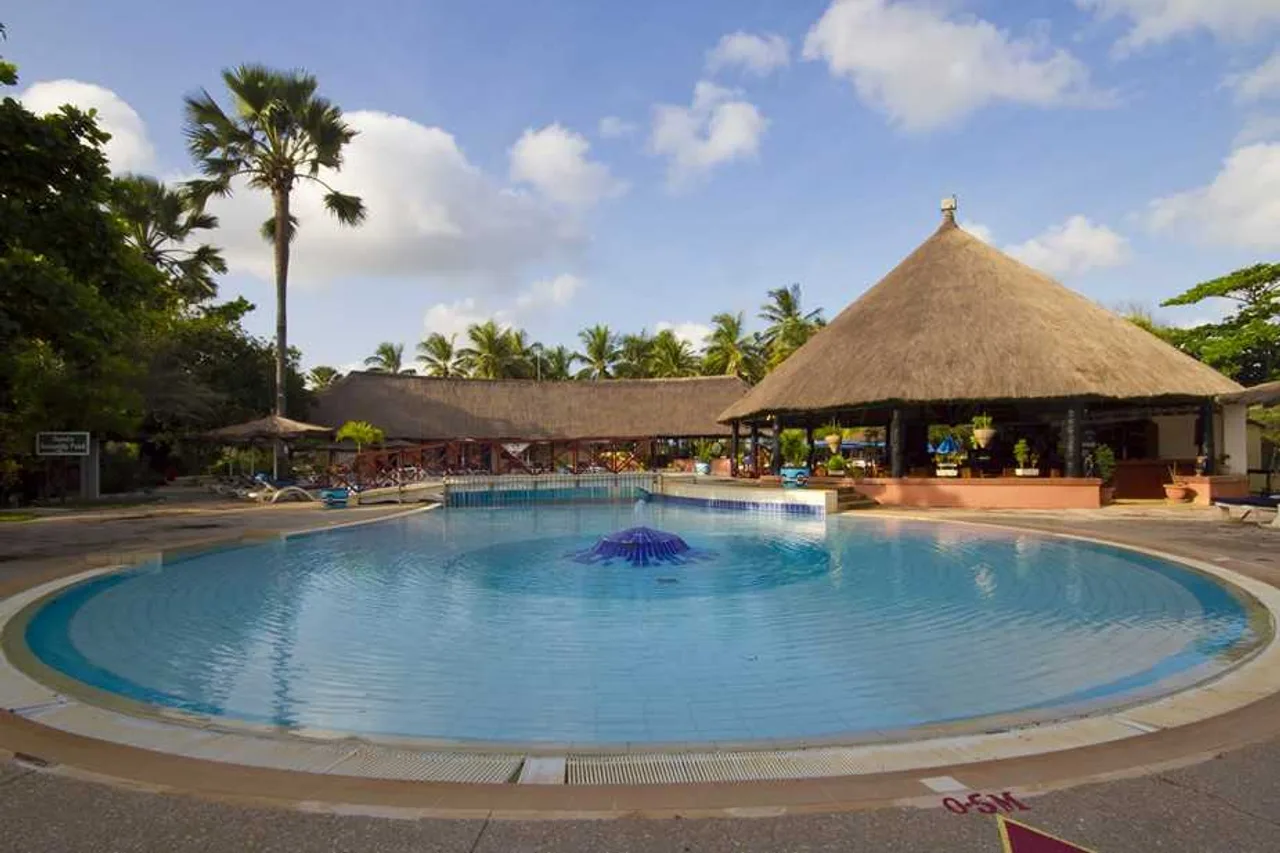 The Kairaba Beach Hotel — rooms and atmosphere