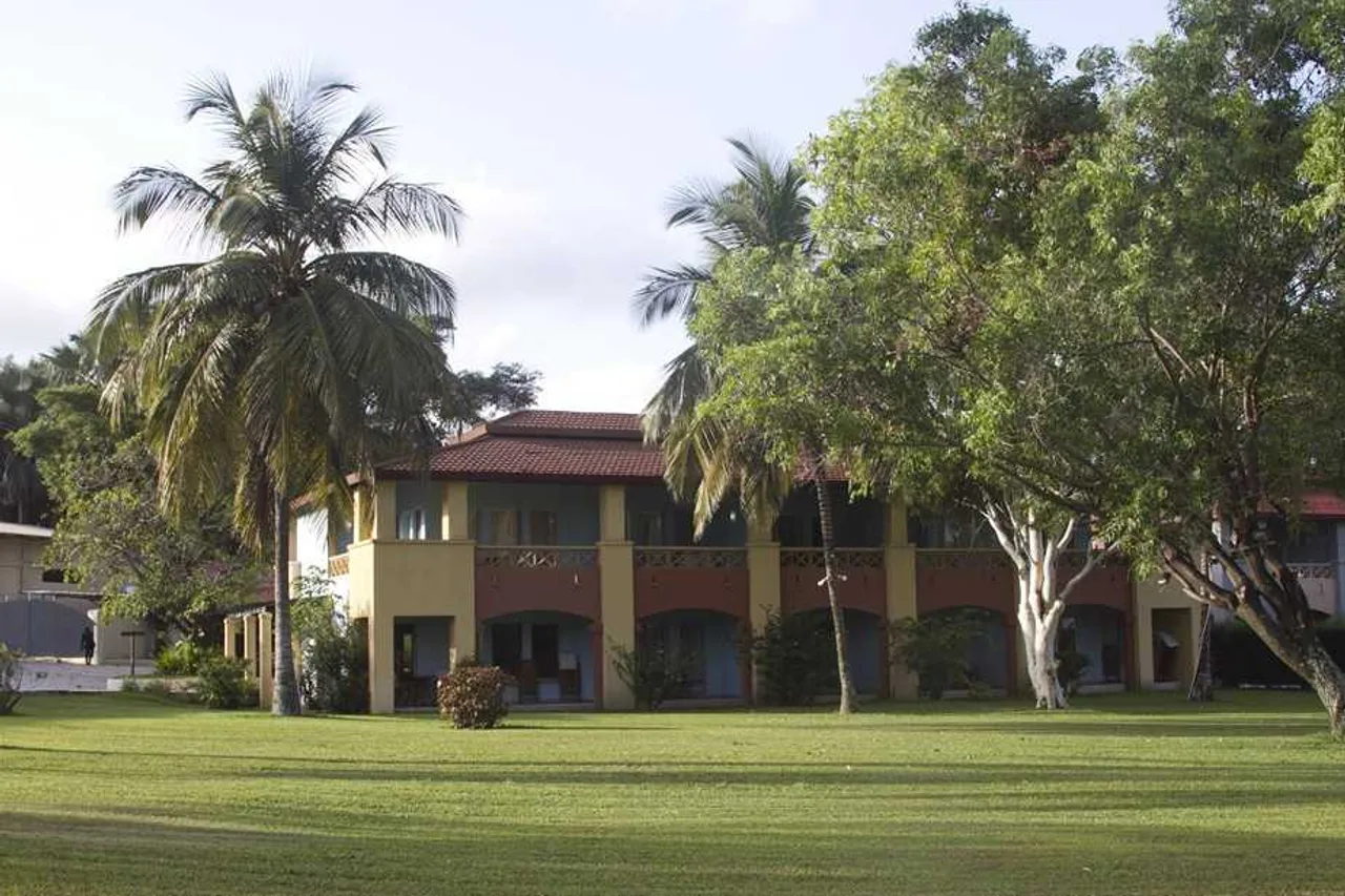 The Kairaba Beach Hotel — rooms and atmosphere
