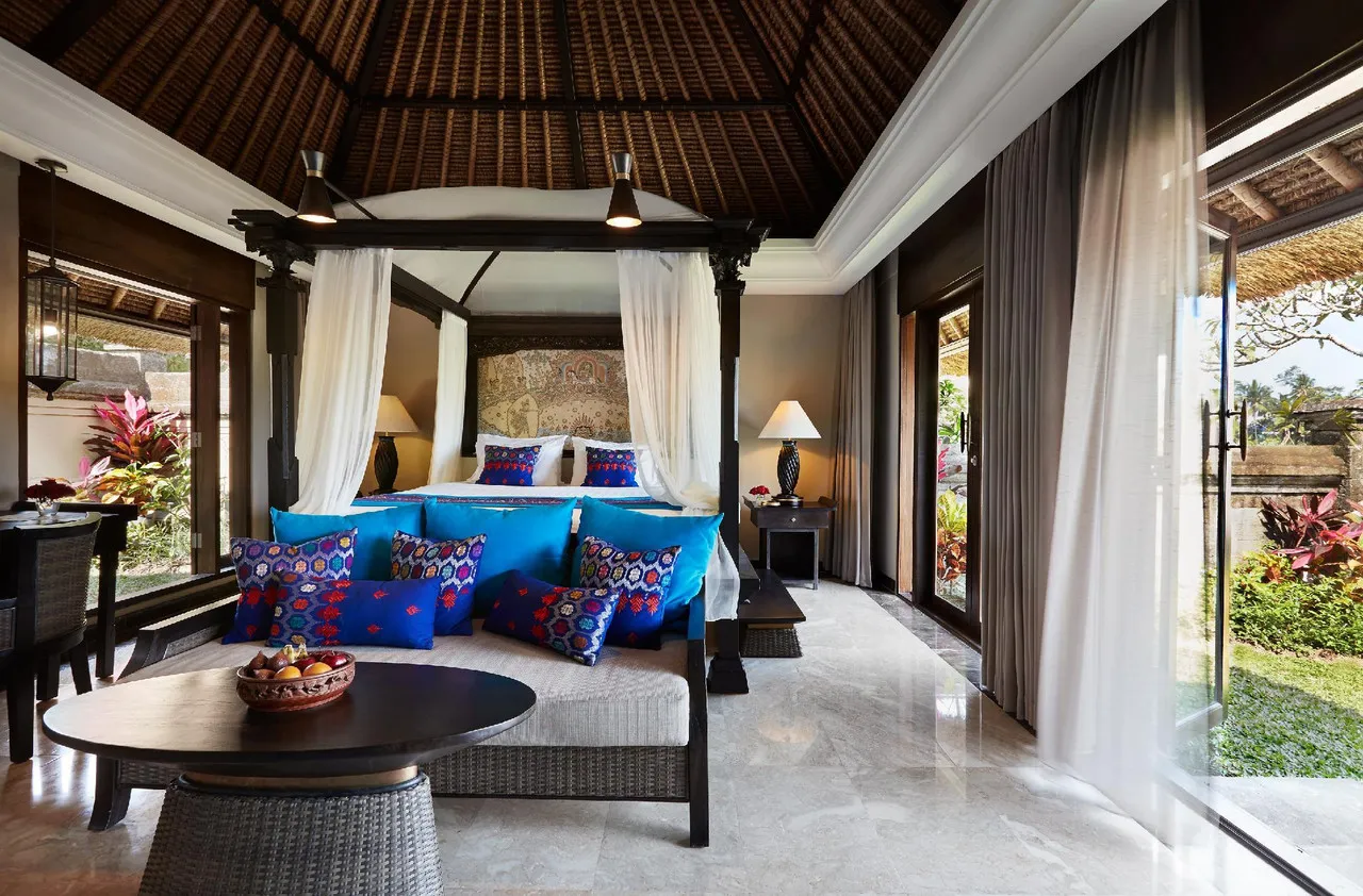 Kamandalu Ubud — hotel