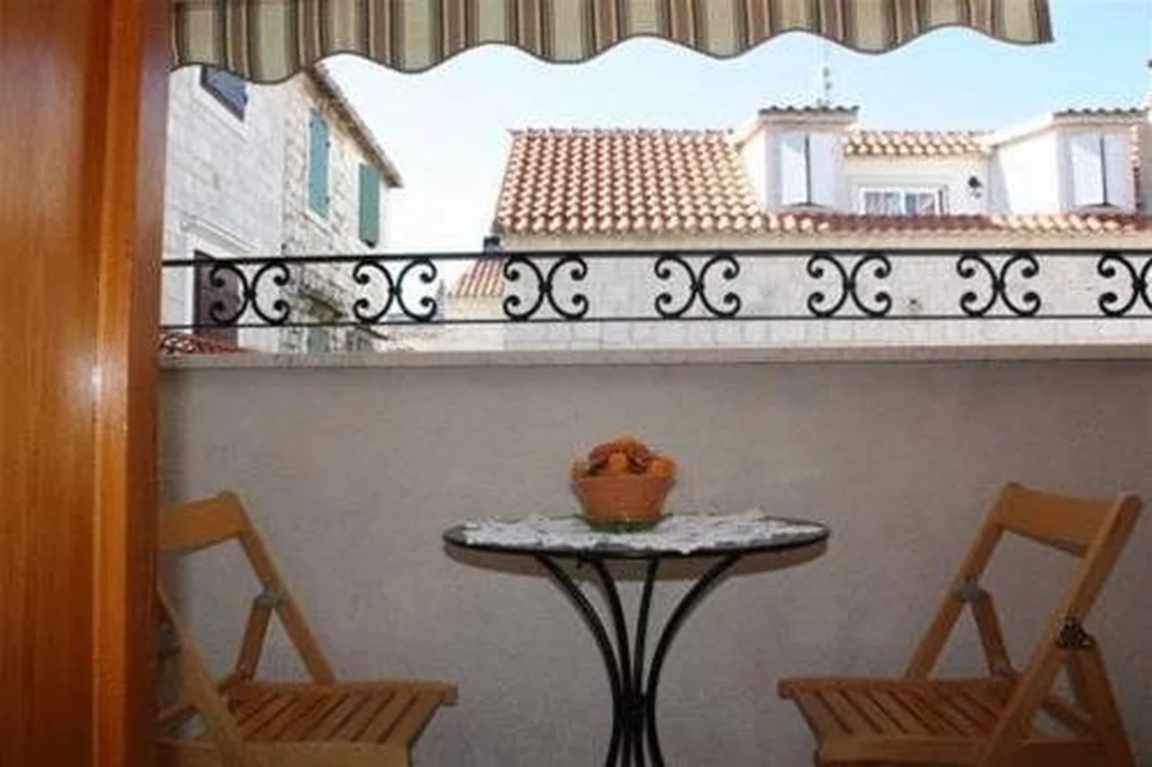 Villa Diana Kaštel Stari — rooms and atmosphere