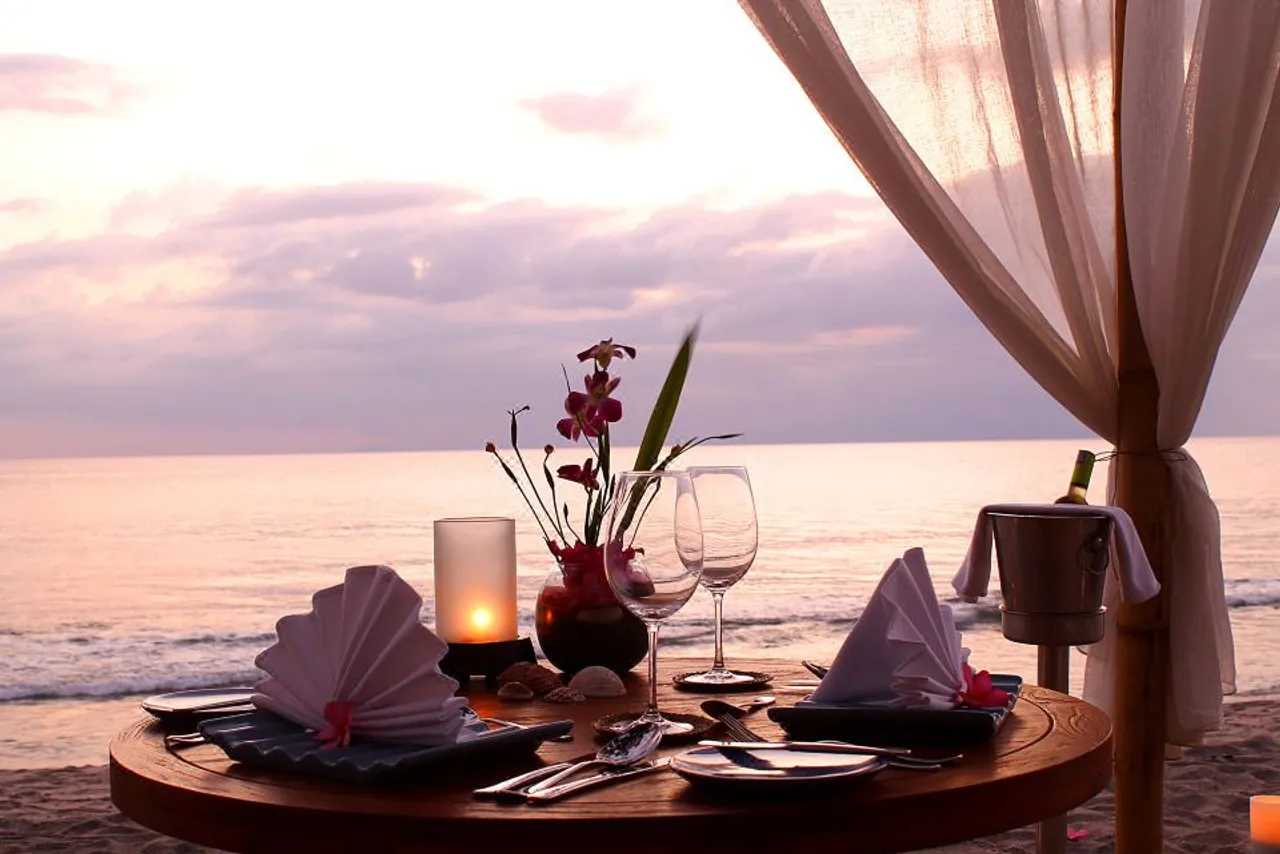 Katamaran Hotel & Resort Lombok — rooms and atmosphere
