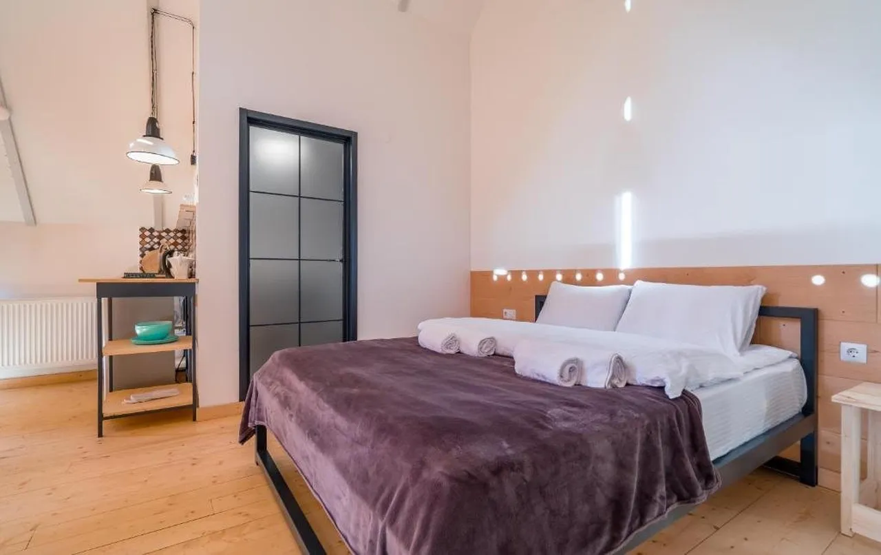 Kazbegi View — rooms and atmosphere