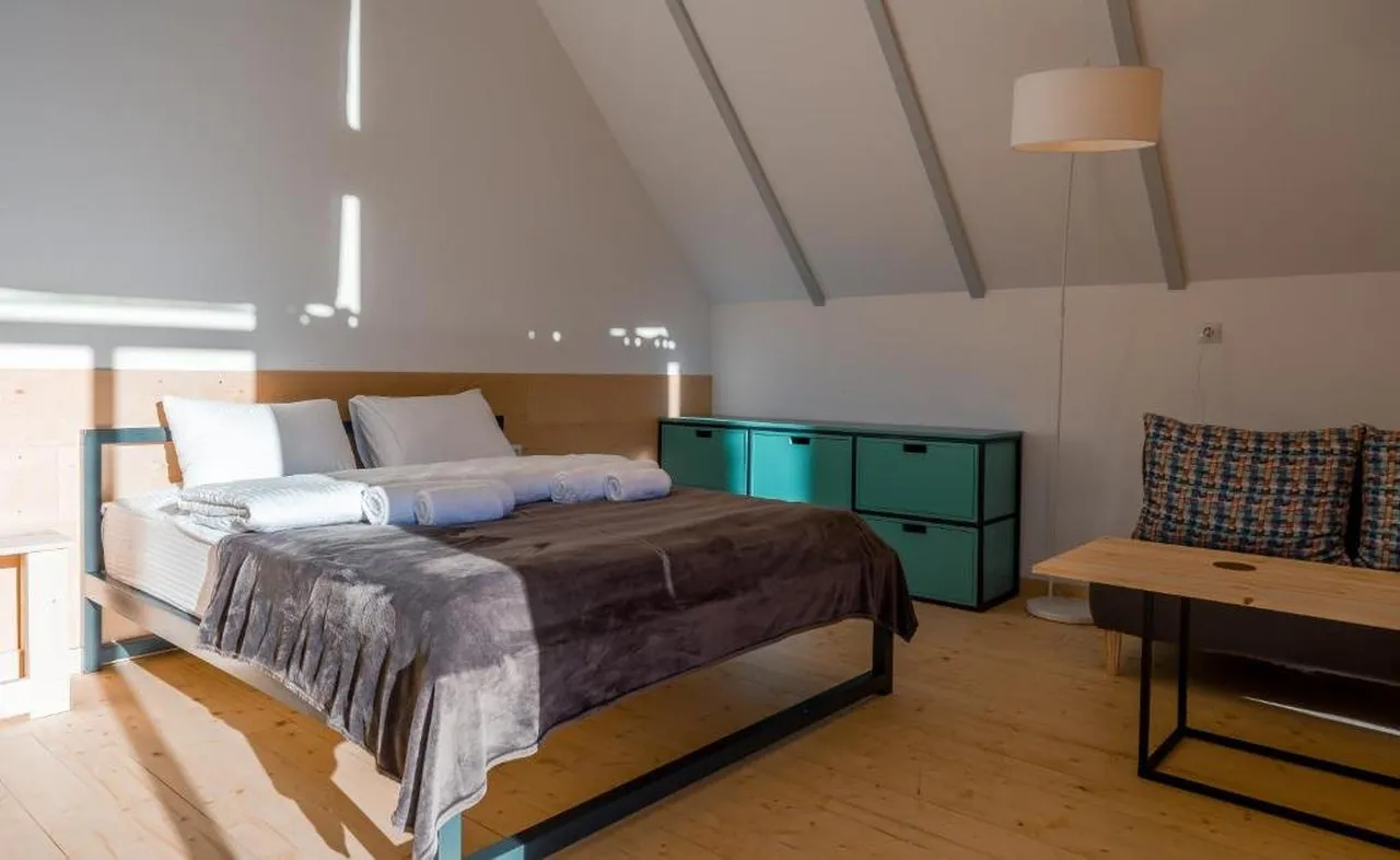 Kazbegi View — rooms and atmosphere