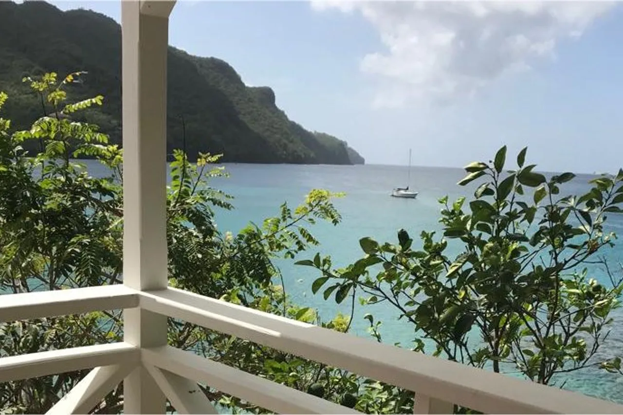 Keegan's Beachside Hotel — ภาพห้องพักและบรรยากาศ