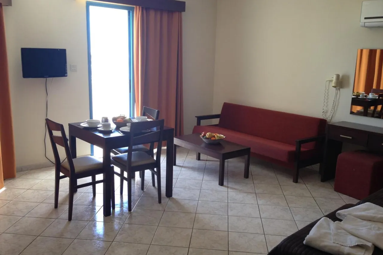 Kefalonitis Hotel Apartments — ภาพห้องพักและบรรยากาศ