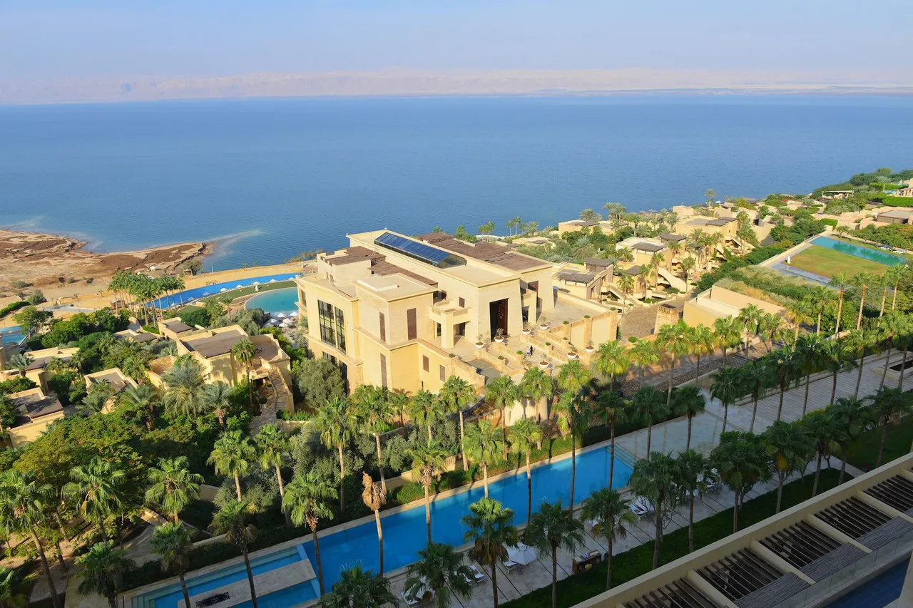 Kempinski Hotel Ishtar Dead Sea — ภาพห้องพักและบรรยากาศ
