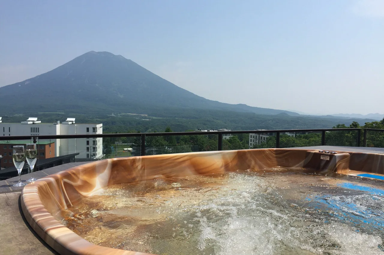 Ki Niseko — rooms and atmosphere