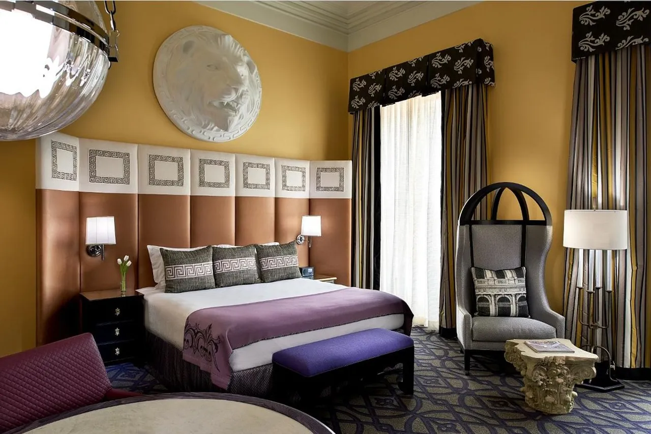 Kimpton Hotel Monaco Washington DC by IHG — rooms and atmosphere