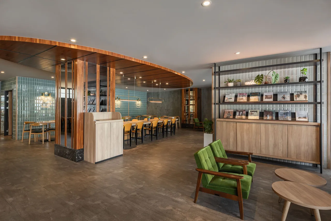 Kindness Hotel (Kaohsiung Station) — rooms and atmosphere