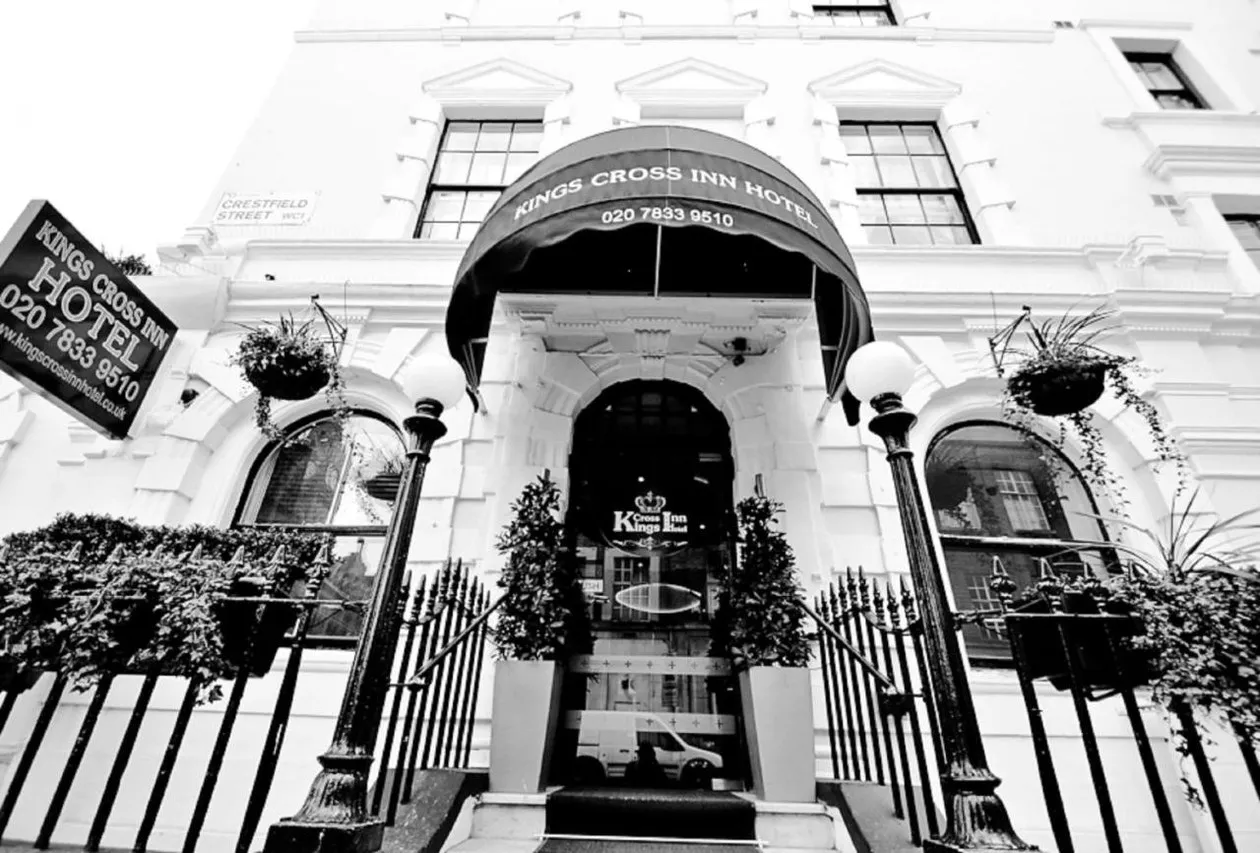 Kings Cross Inn Hotel — rooms and atmosphere