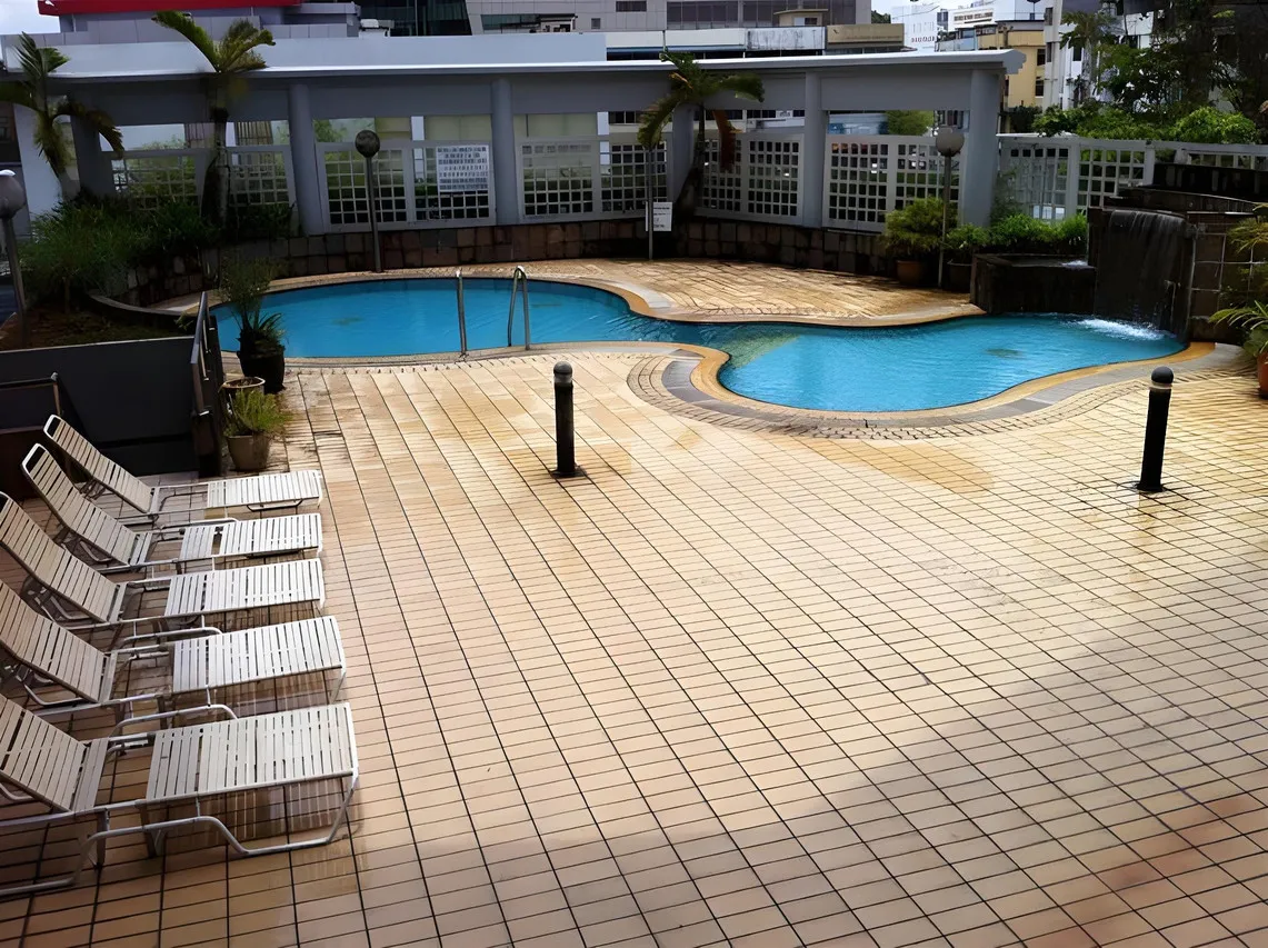 Kingwood Hotel Kuching — rooms and atmosphere