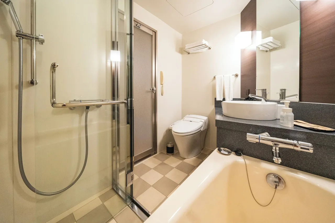 KOKO HOTEL Premier Kanazawa Korinbo — rooms and atmosphere