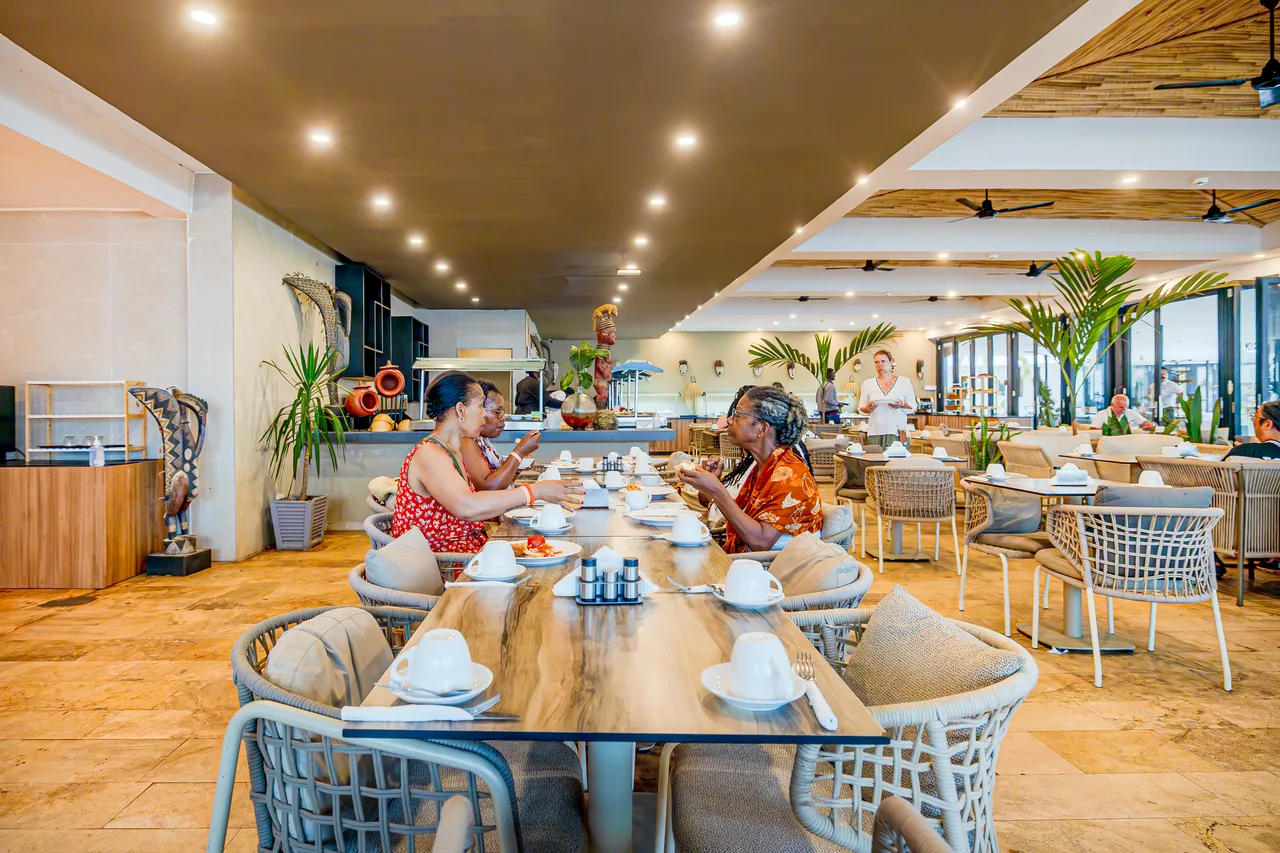 Kombo Beach Resort — rooms and atmosphere