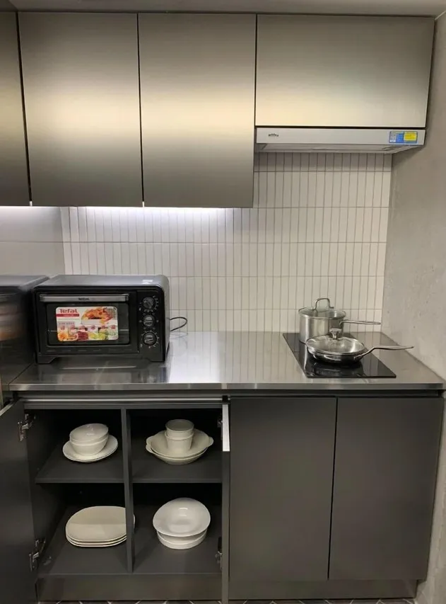 KOZAYO Hongdae Hostel — rooms and atmosphere