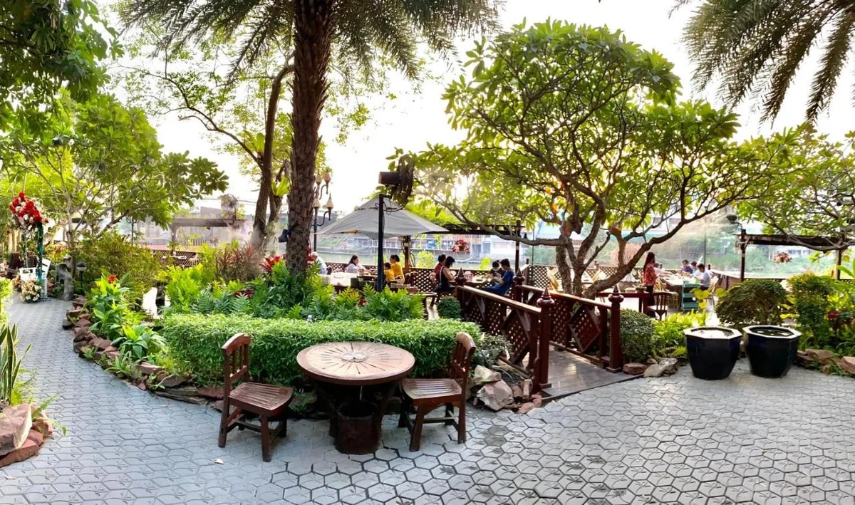 Krungsri River Hotel — ภาพห้องพักและบรรยากาศ