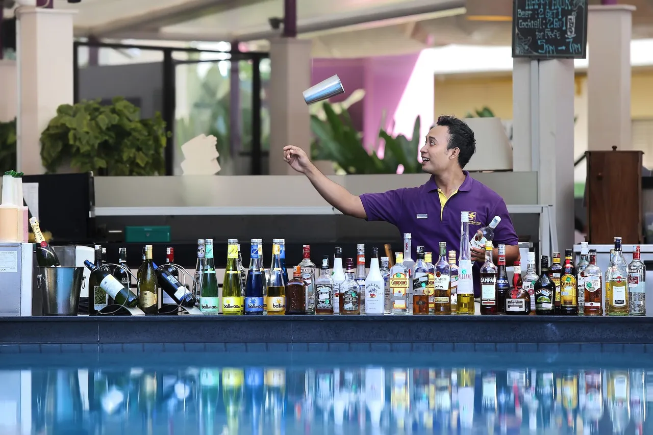 Kuta Central Park Hotel — rooms and atmosphere