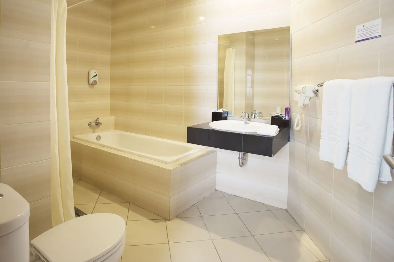 Kuta Central Park Hotel — rooms and atmosphere