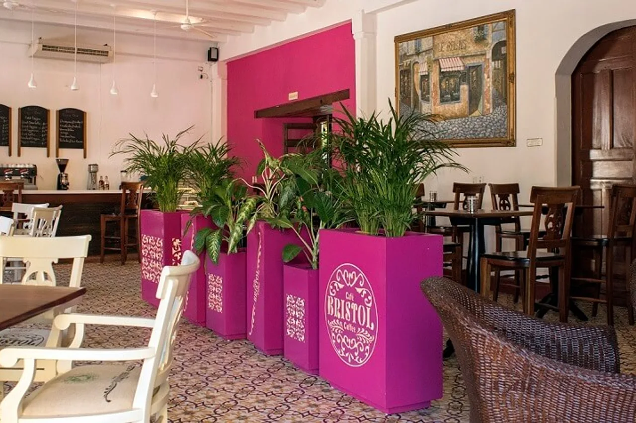 La Gran Francia Hotel y Restaurante — ภาพห้องพักและบรรยากาศ