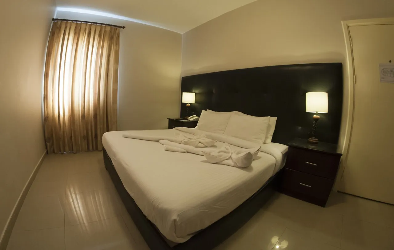 La Maison Hotel Petra — rooms and atmosphere