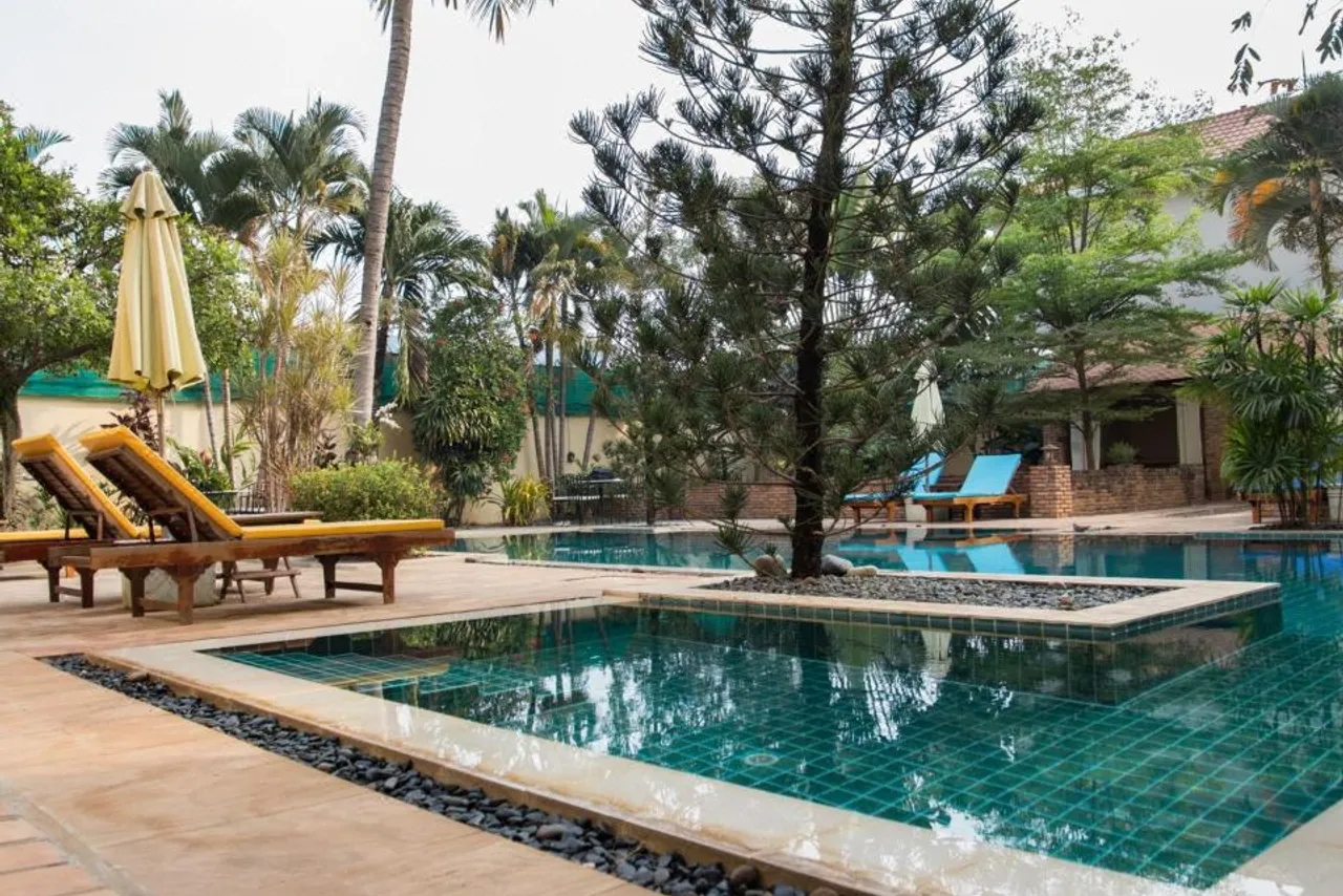 La Villa Battambang — rooms and atmosphere
