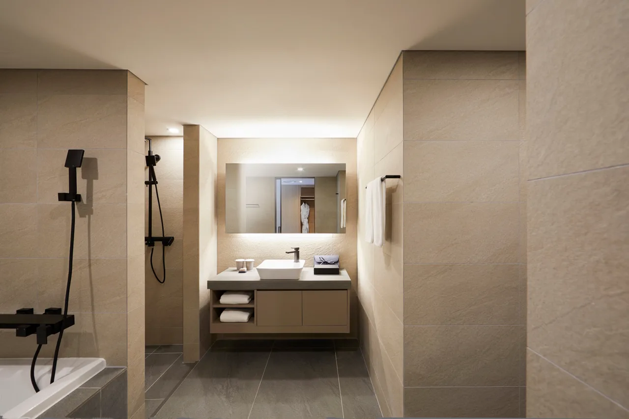 Lahan Select Gyeongju — rooms and atmosphere