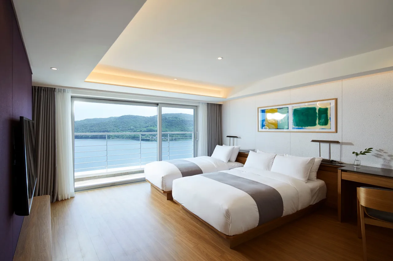 Lahan Select Gyeongju — rooms and atmosphere