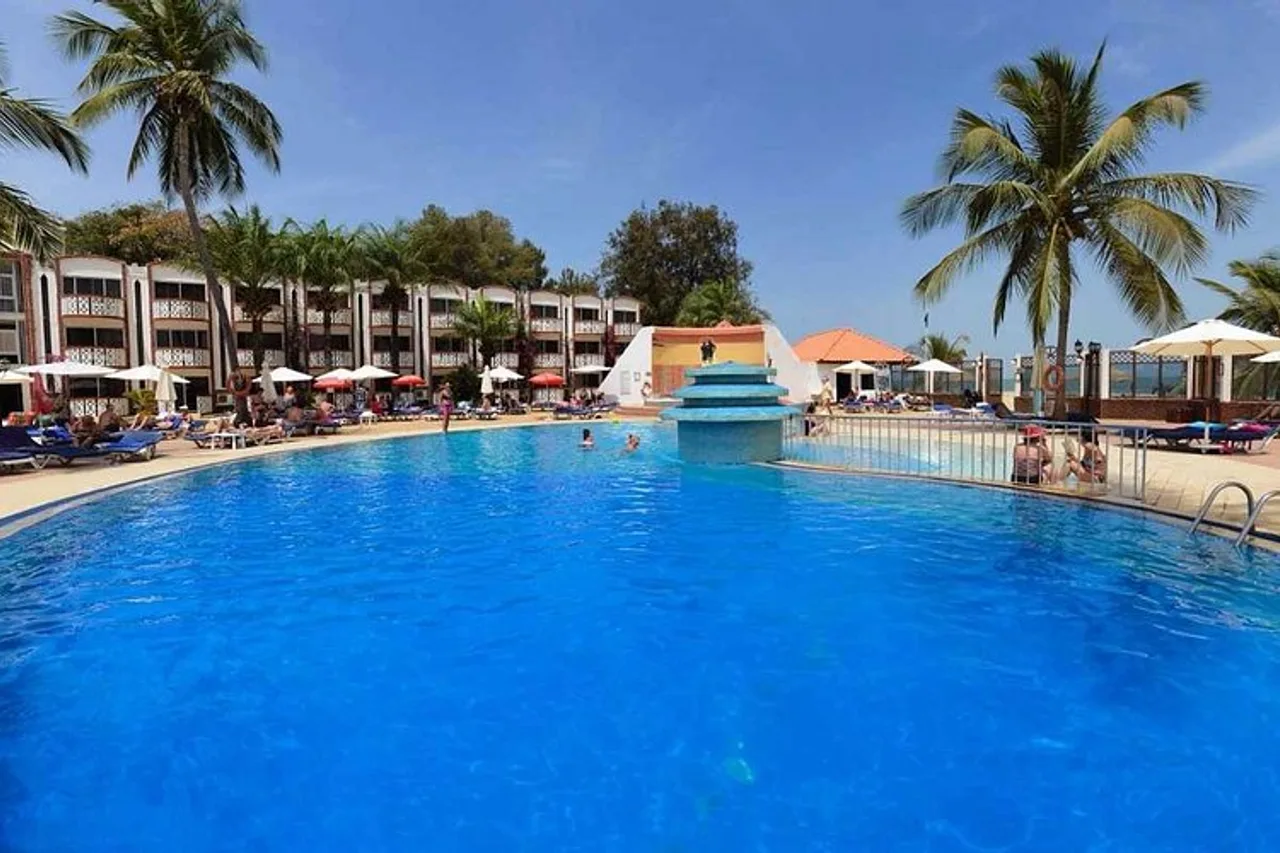 Laico Atlantic Banjul Hotel — rooms and atmosphere