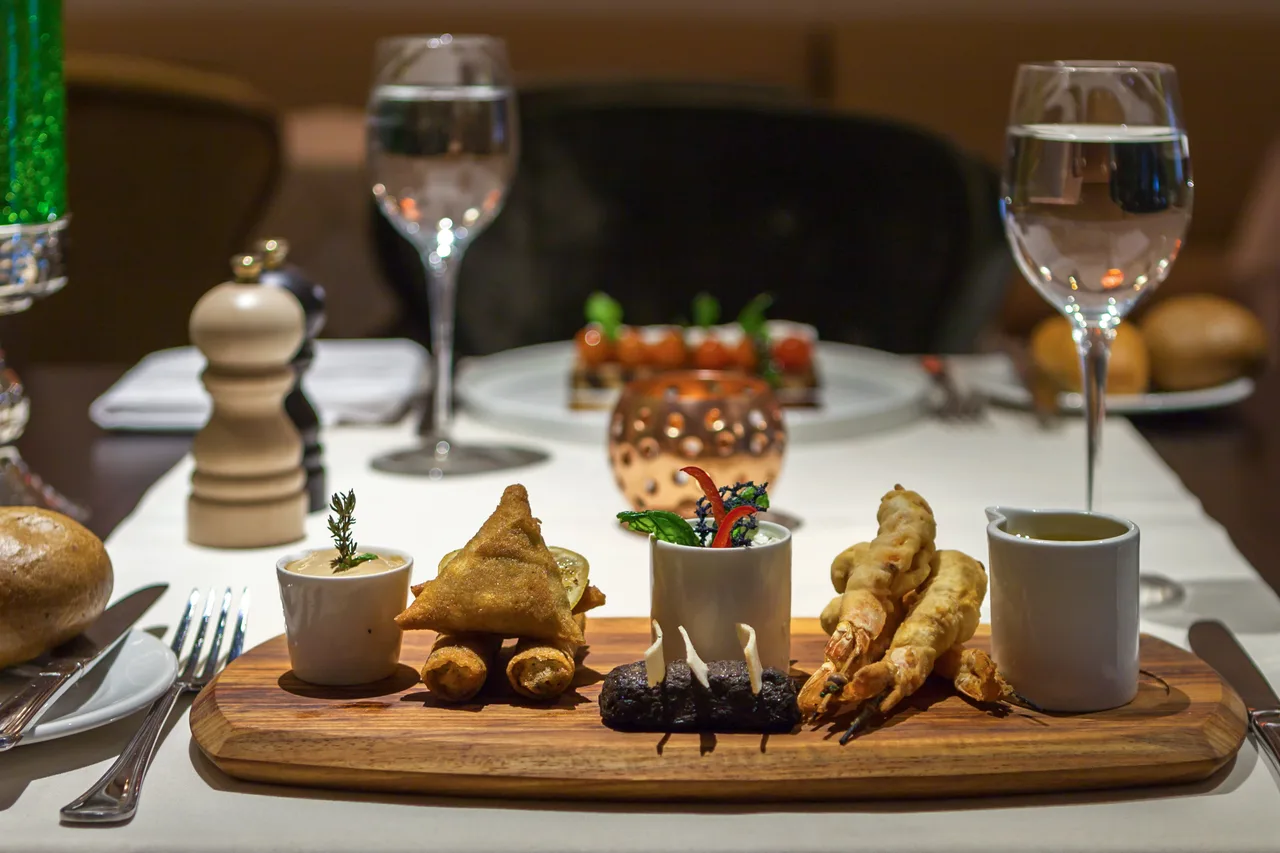Laico Tunis Spa &amp; Conference Center — rooms and atmosphere