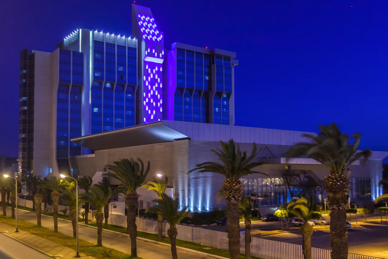 Laico Tunis Spa &amp; Conference Center — rooms and atmosphere