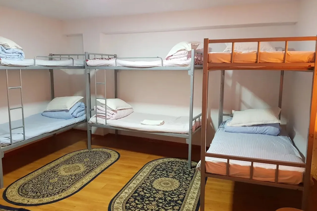 LAL Hotel — ภาพห้องพักและบรรยากาศ