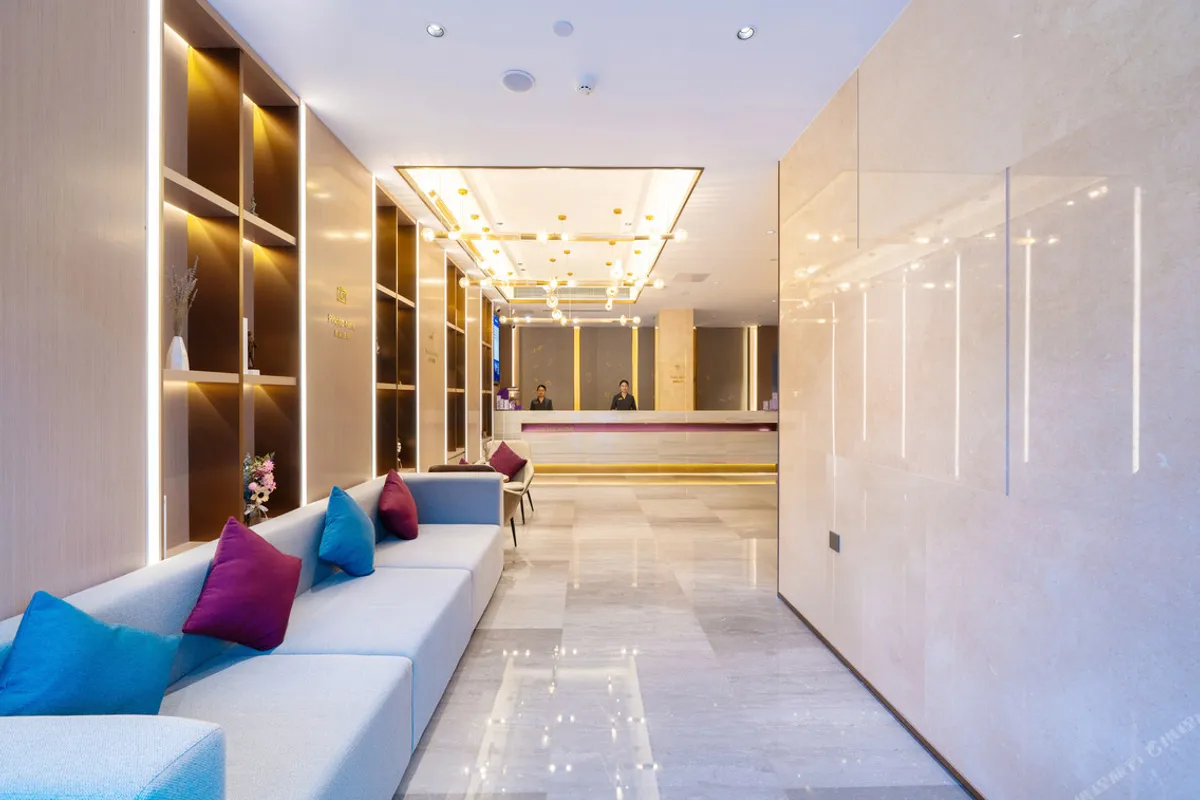 Lavande Hotel Guangzhou Railway Station Xiaobei — rooms and atmosphere