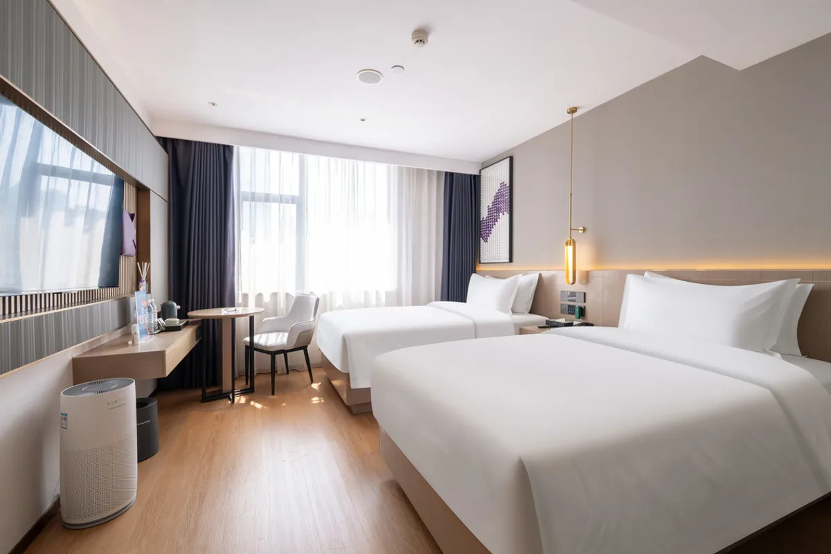 Lavande Hotel Guangzhou Railway Station Xiaobei — rooms and atmosphere
