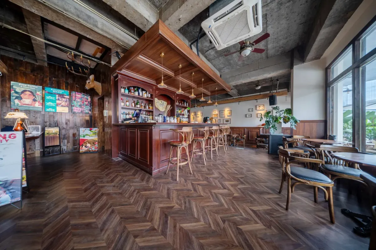 Lazybones Hostel Chengdu — rooms and atmosphere