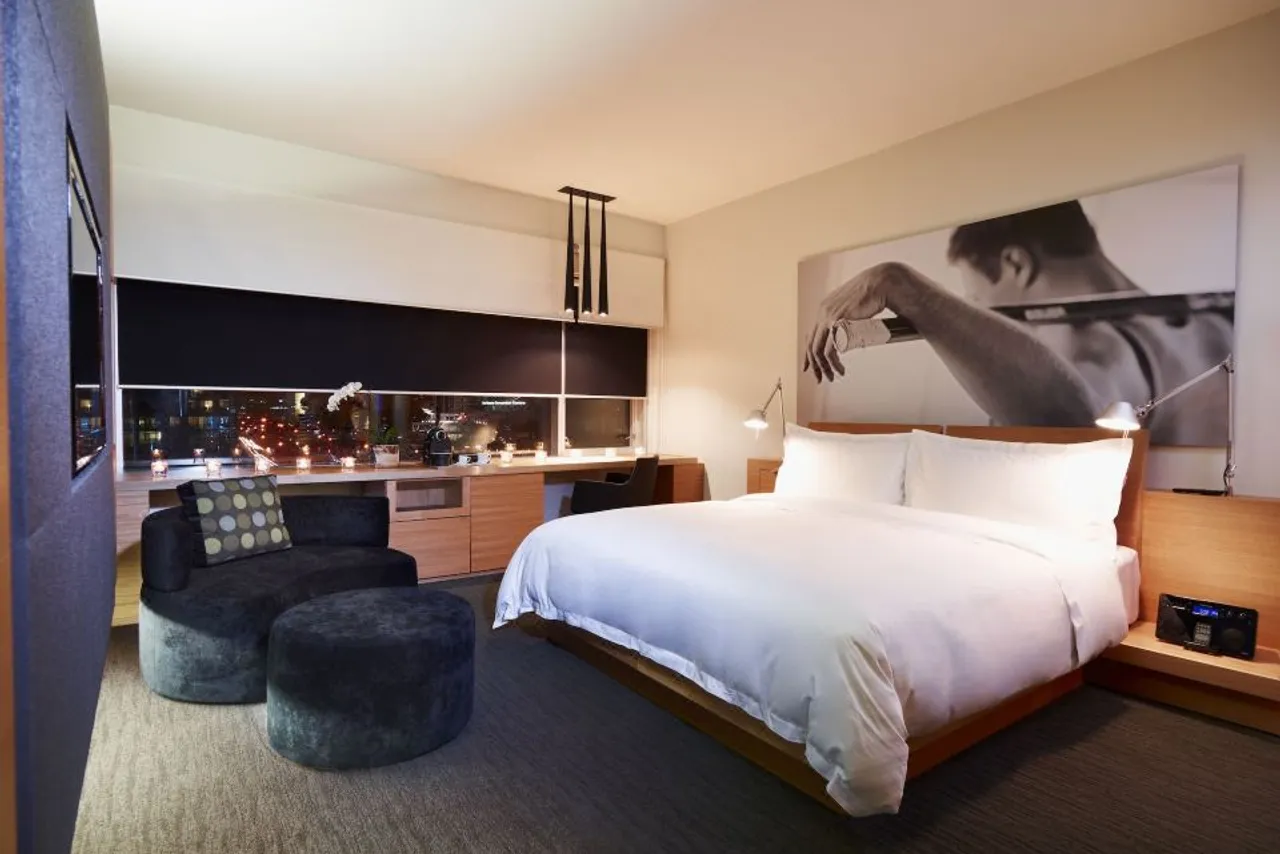 Le Germain Hotel Toronto Maple Leaf Square — ภาพห้องพักและบรรยากาศ