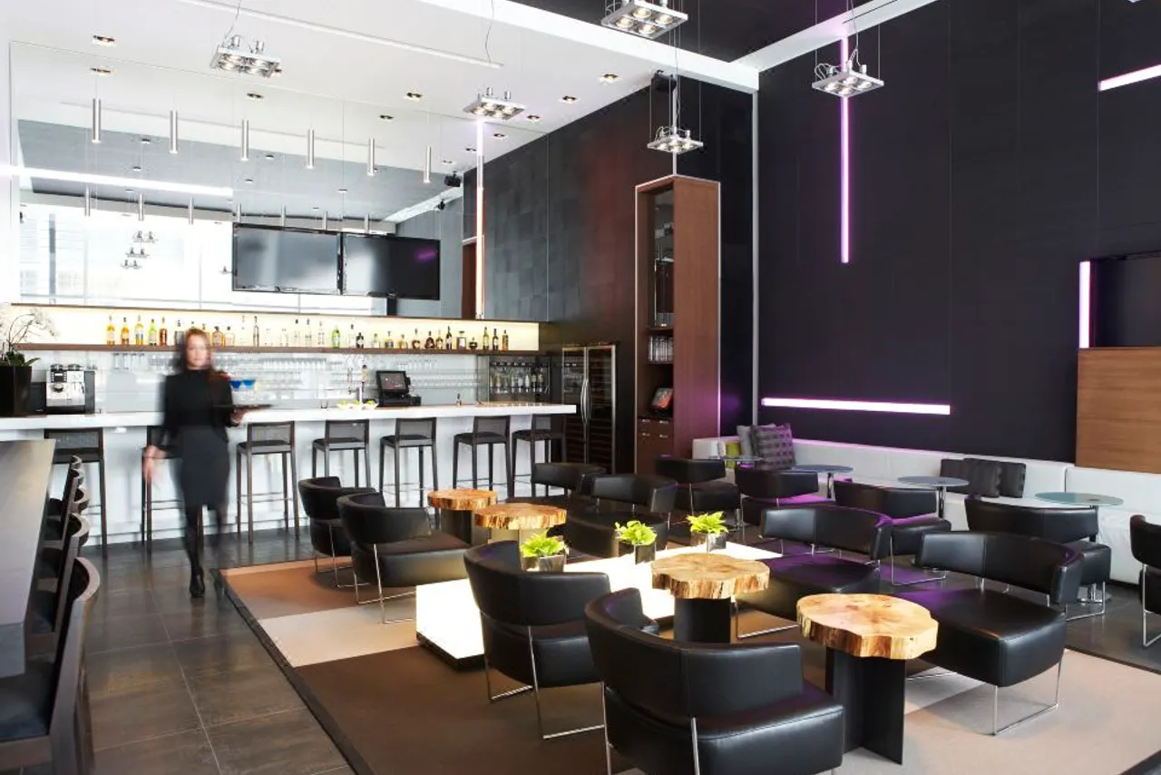 Le Germain Hotel Toronto Maple Leaf Square — ภาพห้องพักและบรรยากาศ