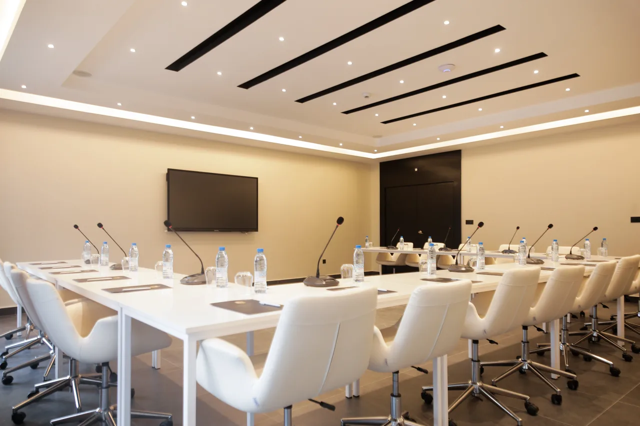 Le Lagon Club &amp; Affaires — rooms and atmosphere