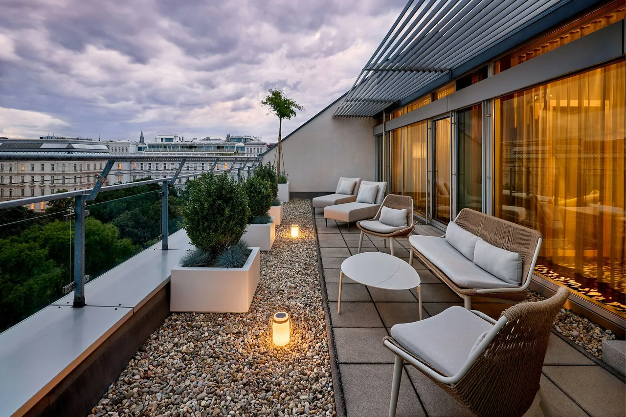 Le Méridien Vienna — rooms and atmosphere