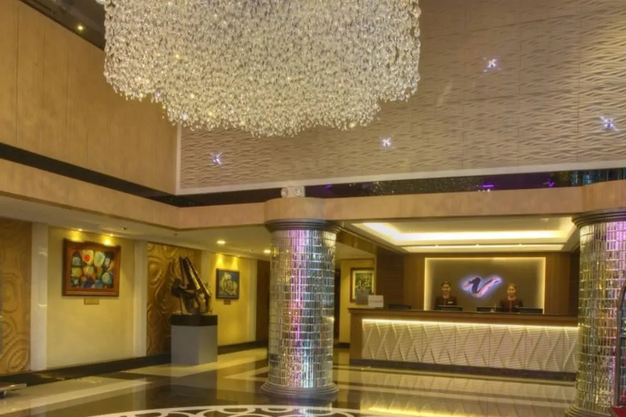 Le Monet Hotel — rooms and atmosphere