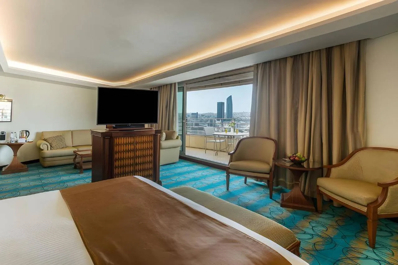Le Royal Hotel Amman — rooms and atmosphere